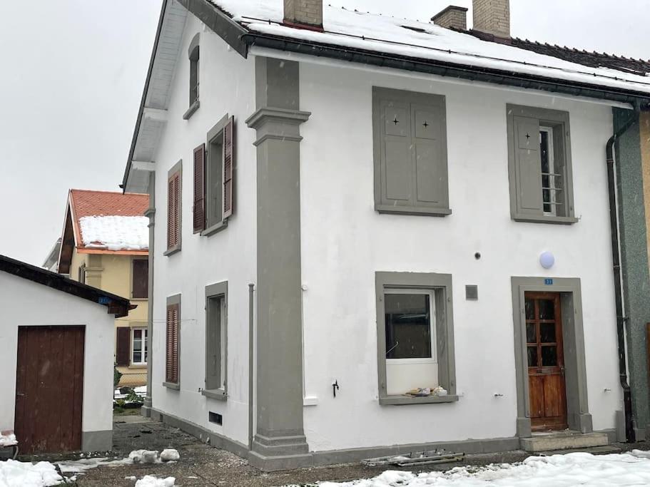 Вілла Charmante Maison Mitoyenne Broc Екстер'єр фото
